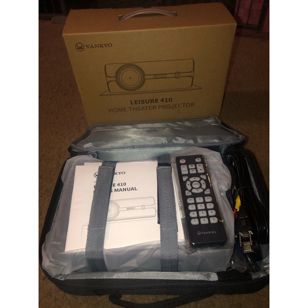 **SOLD** Vankyo Leisure 410 Home Theater Projector
